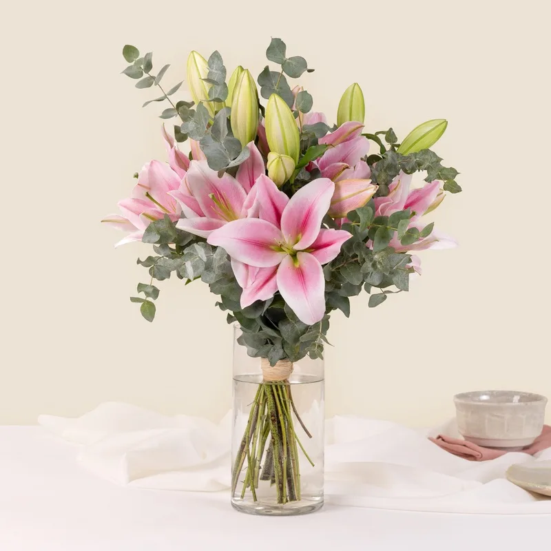 Bouquet de lys roses