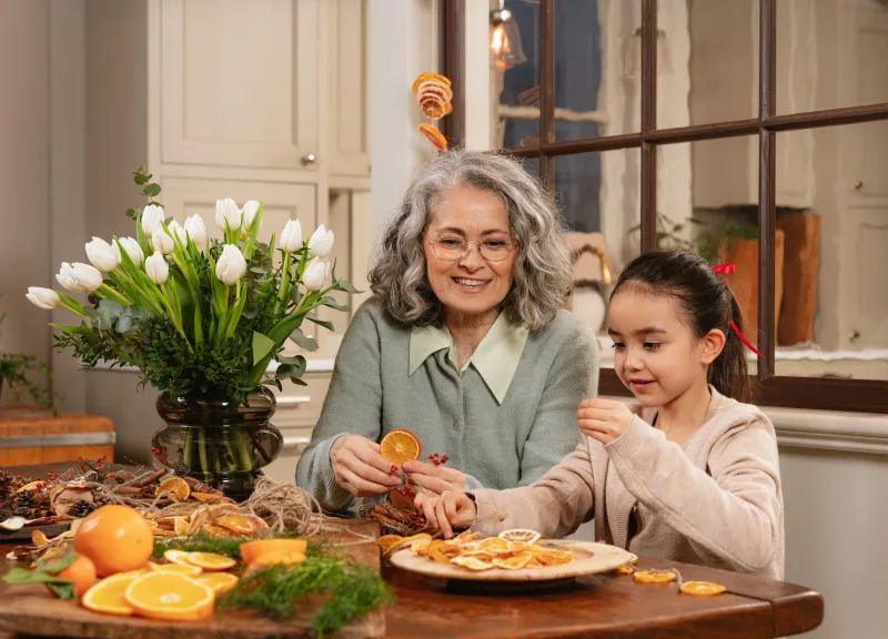 DIY Décoration de Noël : créez une ambiance festive avec une guirlande d’agrumes séchés