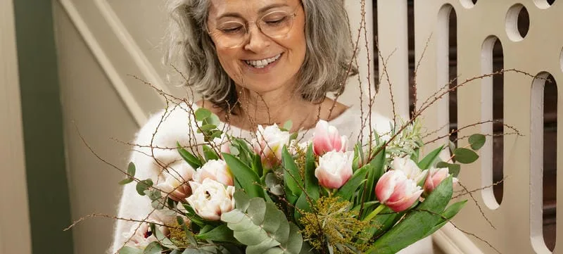 Comment dire à sa mamie qu’on l’aime? Nos conseils pour dire je t’aime à sa grand mère