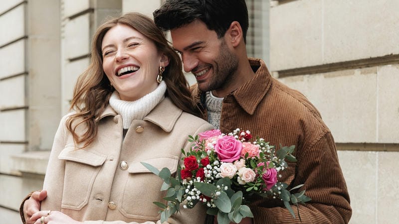 Comment offrir des fleurs à la Saint-Valentin sans se ruiner (et sans faire cheap)