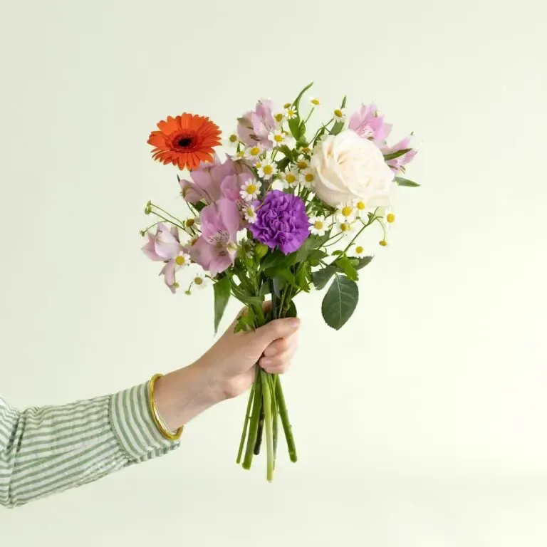Bouquet petit bonheur classcroute interflora 1