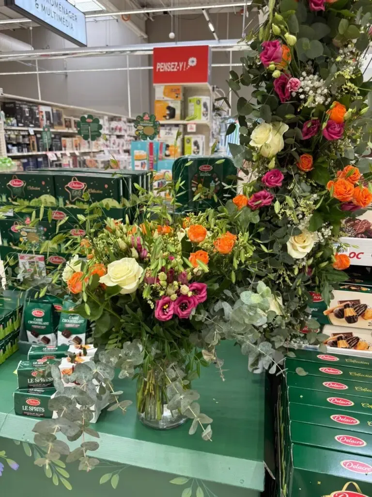 Guirlande bouquet fleurs interflora stand delacre paques 1