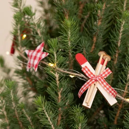 Décorations pour un sapin de Noël naturel