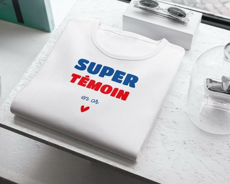 T-shirt personnalisé Super Témoin en or