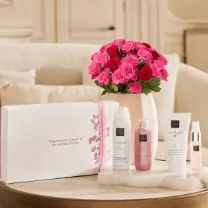Rituals - Roses et coffret beauté