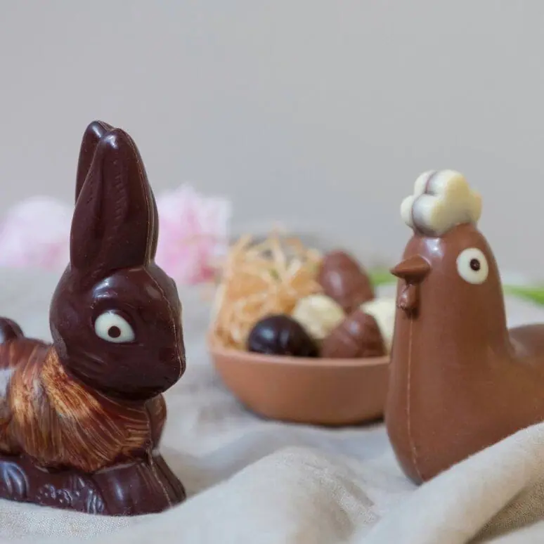 Poule et lapin en chocolat