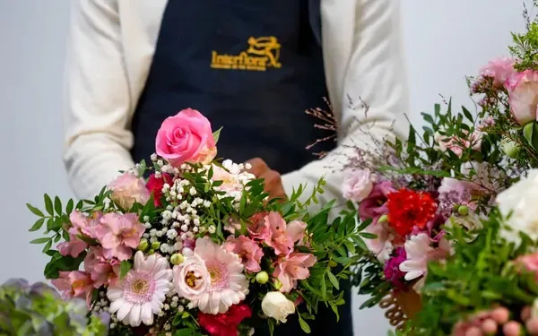 Fleuriste interflora fleurs