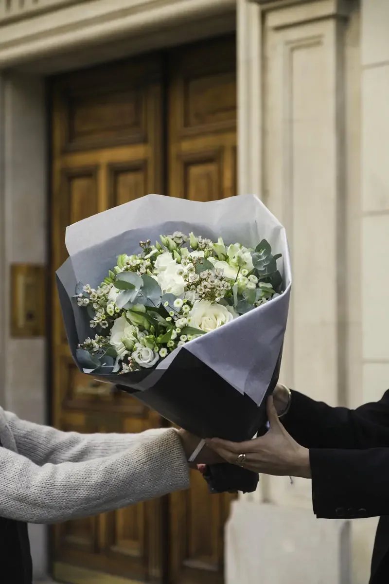 Cadeau bouquet fleuriste reseau interflora