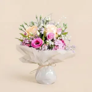 Petit bonheur et sa bulle d'eau