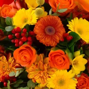 Bouquet du fleuriste jaune orangé
