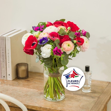 Brassée d'anémones et renoncules