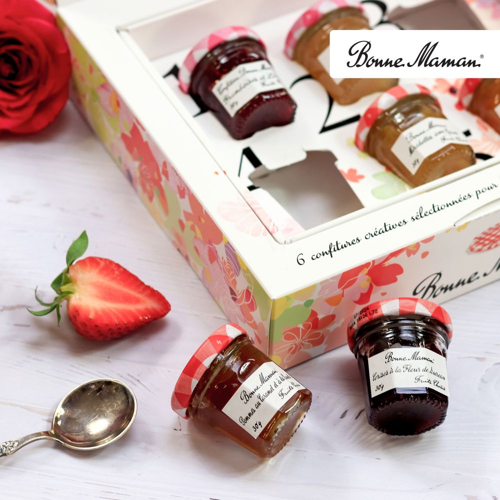 Brassée de roses multicolores et son coffret Bonne Maman