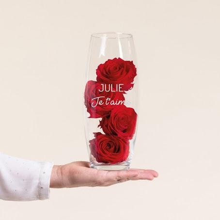 Roses rouges éternelles et leur vase gravé personnalisable