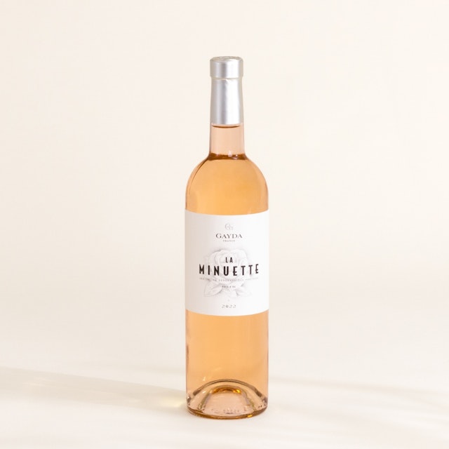 Olivier et son vin rosé La Minuette