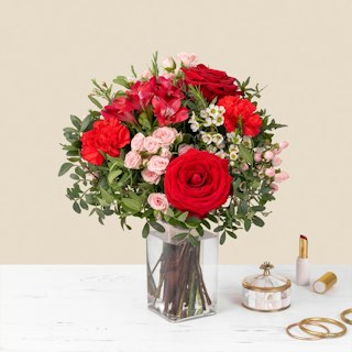 Déclaration et son vase offert