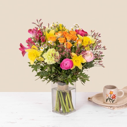 Câline et son vase offert