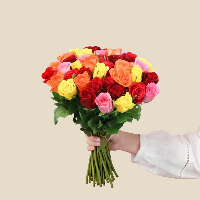 Brassée de roses multicolores Max Havelaar