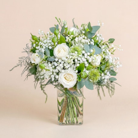 Porte bonheur et son vase offert