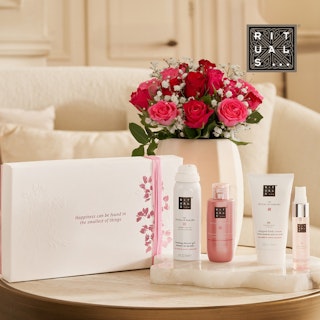 Rituals - Roses et coffret beauté