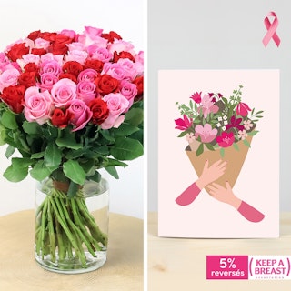 Brassée de roses et sa carte message Octobre rose