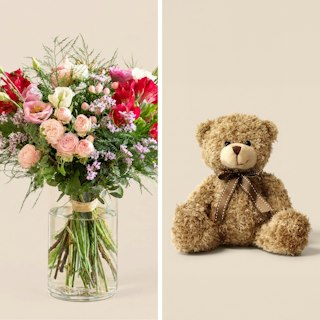 Joyeux anniversaire et son ourson Harry